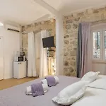 Tomasi 3*